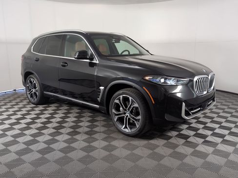 New 2026 BMW X5 sDrive40i w/ Climate Comfort Package image 6