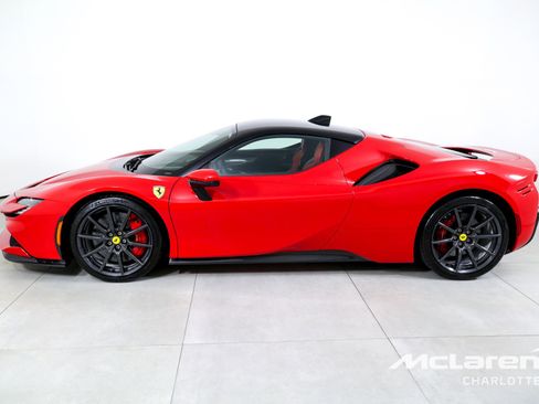 Used 2021 Ferrari SF90 Stradale image 5