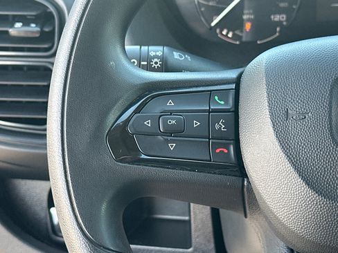 Used 2025 RAM ProMaster 2500 w/ Convenience Group FWD image 23