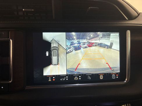Used 2023 GMC Yukon Denali Ultimate AWD/4WD image 28