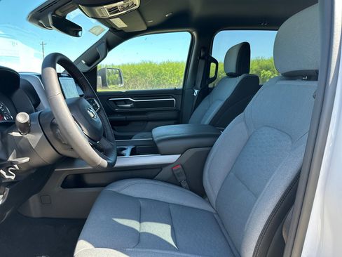 New 2025 RAM 1500 Lone Star AWD/4WD image 10