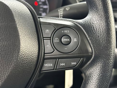 Used 2024 Toyota Corolla LE FWD image 44