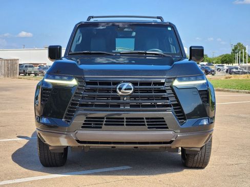 Used 2024 Lexus GX 550 w/ Accessory Package (Z1) AWD/4WD image 7