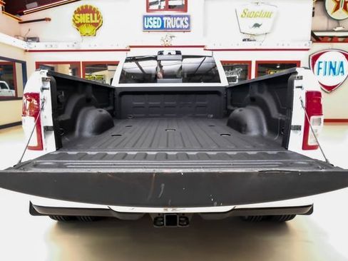 Used 2024 RAM 3500 Tradesman w/ Chrome Appearance Group AWD/4WD image 54