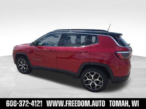Used 2025 Jeep Compass Limited AWD/4WD image 4