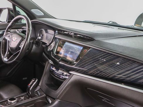 Used 2024 Cadillac XT6 Premium Luxury AWD/4WD image 27