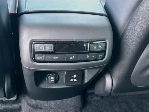 Used 2025 Hyundai Palisade SEL FWD image 24