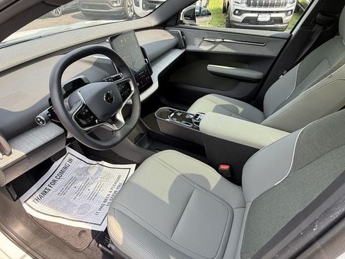 Used 2025 Volvo EX30 Plus w/ Climate Package AWD/4WD image 11