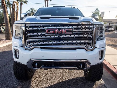 Used 2021 GMC Sierra 3500 Denali w/ Denali Ultimate Package image 10