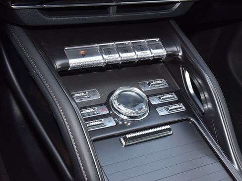 New 2026 Lincoln Nautilus Premier AWD/4WD image 60