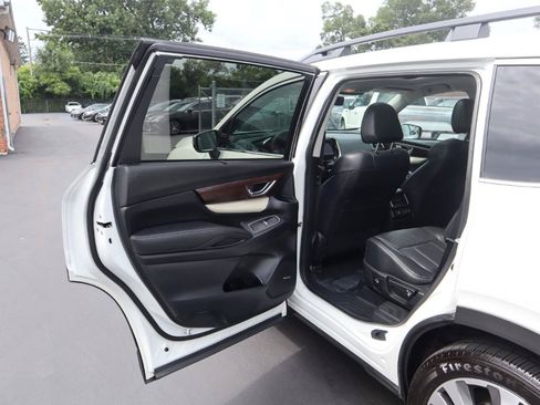 Used 2021 Subaru Ascent Touring w/ Popular Package #2 AWD/4WD image 17