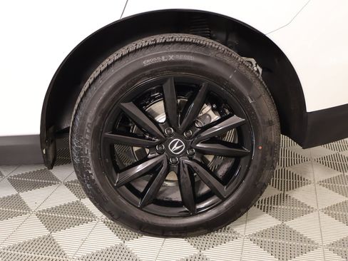 Used 2025 Acura RDX SH-AWD image 19