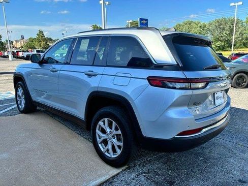 Used 2022 Jeep Grand Cherokee Limited AWD/4WD image 6