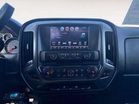 Used 2018 Chevrolet Silverado 1500 LT w/ All Star Edition image 8