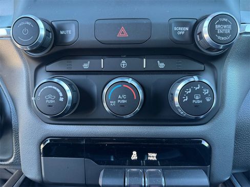 Used 2023 RAM 1500 Big Horn image 22