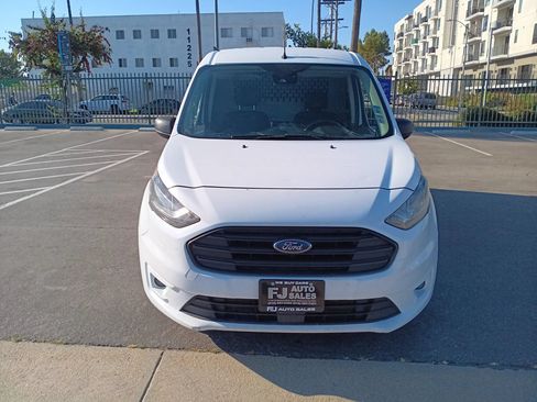 Used 2021 Ford Transit Connect XLT FWD image 2