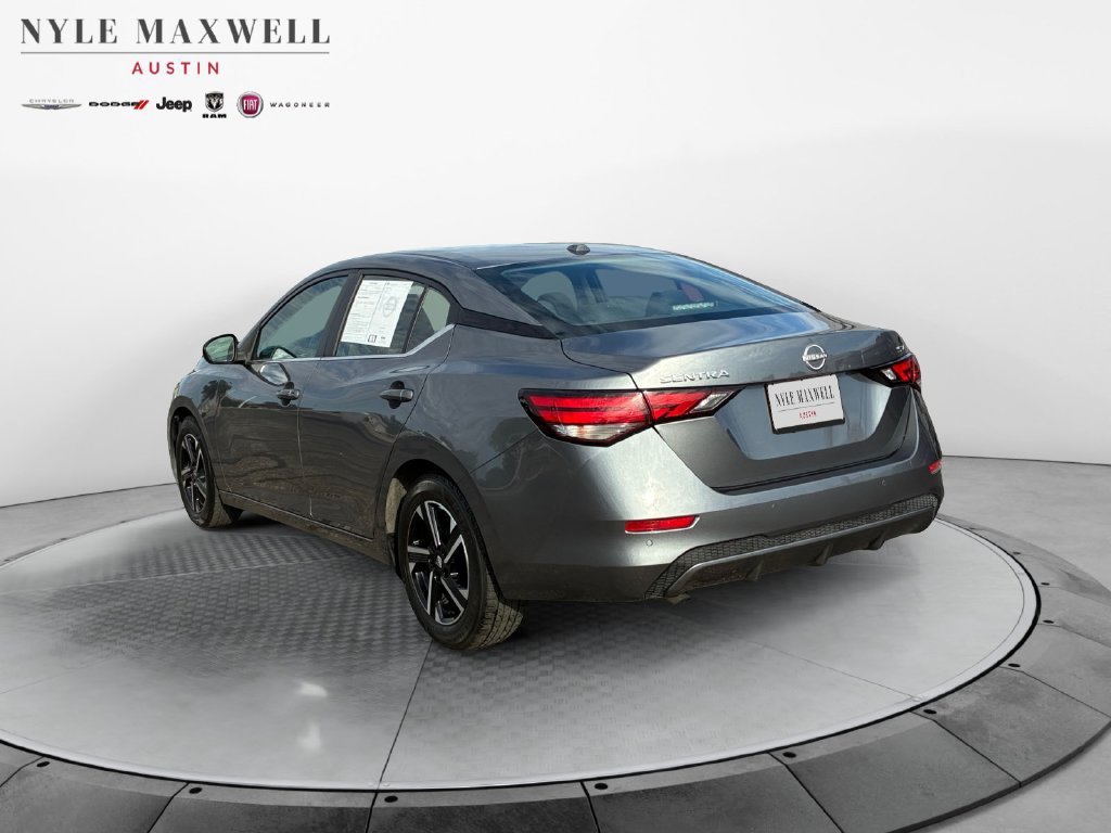 Used 2024 Nissan Sentra SV FWD image 14