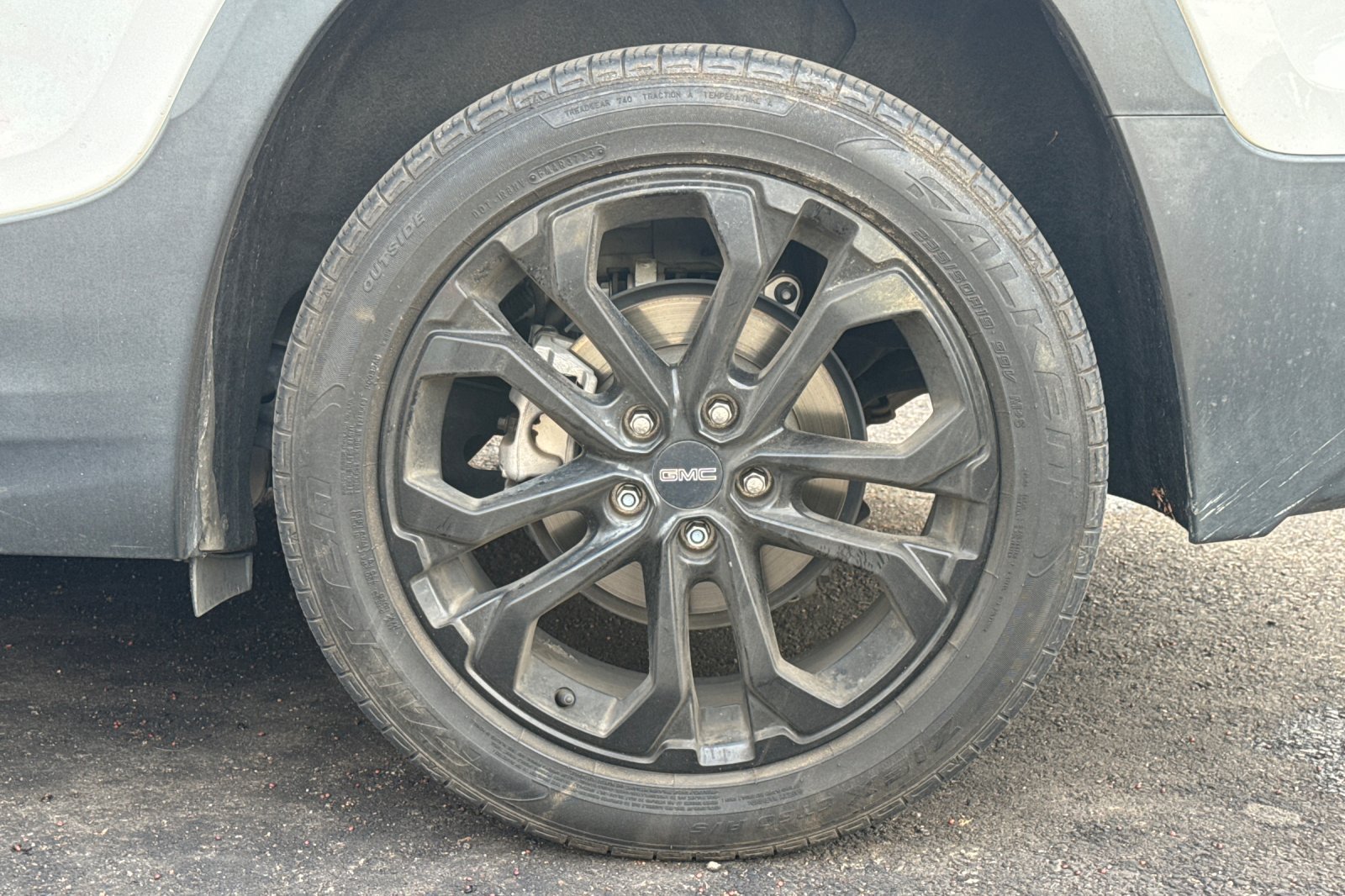 Used 2019 GMC Terrain SLT w/ Preferred Package FWD image 4