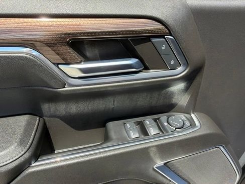 Used 2024 Chevrolet Silverado 1500 LT AWD/4WD image 28