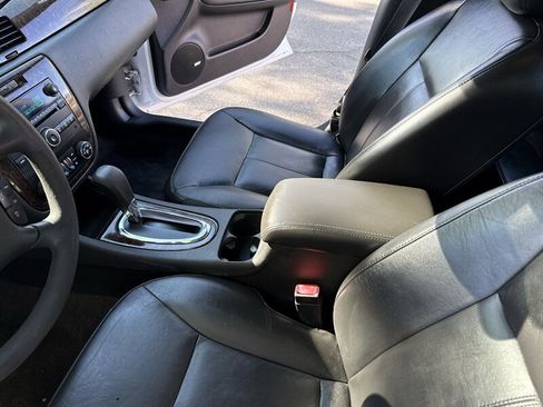 Used 2016 Chevrolet Impala LTZ image 31