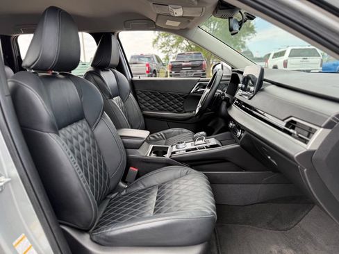 Used 2022 Mitsubishi Outlander SEL AWD/4WD image 15
