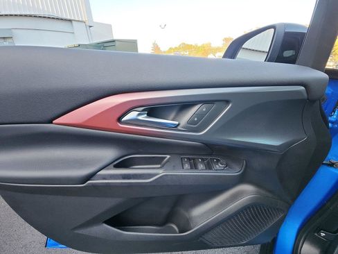 New 2026 Chevrolet Equinox EV RS FWD image 18