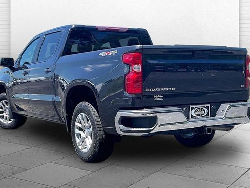 Used 2023 Chevrolet Silverado 1500 LT AWD/4WD image 11