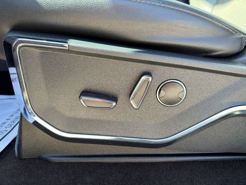 Used 2022 Ford F150 Lightning Lariat w/ Equipment Group 511A High image 27