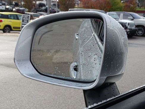 Used 2018 Volvo XC90 T6 Momentum w/ Convenience Package image 36