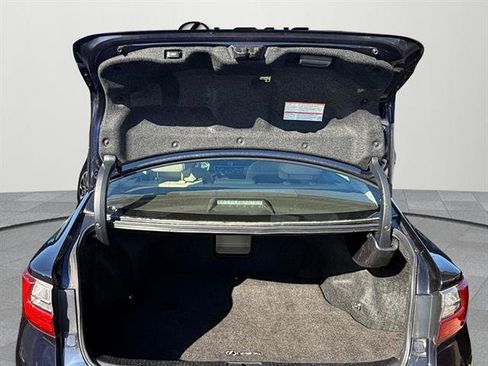 Used 2017 Lexus ES 350 w/ Luxury Package image 4