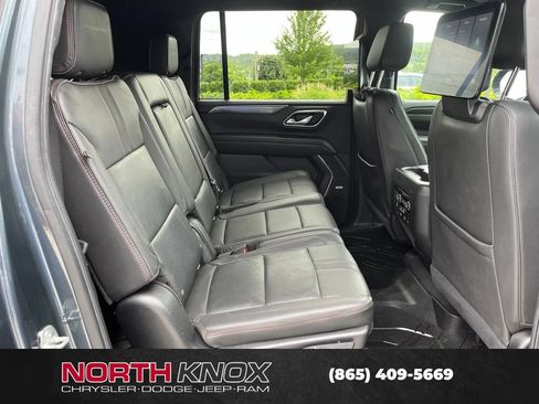 Used 2021 Chevrolet Suburban RST w/ Luxury Package AWD/4WD image 21