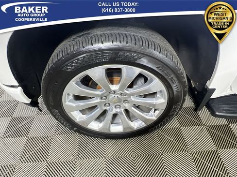 Used 2021 Chevrolet Silverado 1500 High Country w/ Technology Package image 34