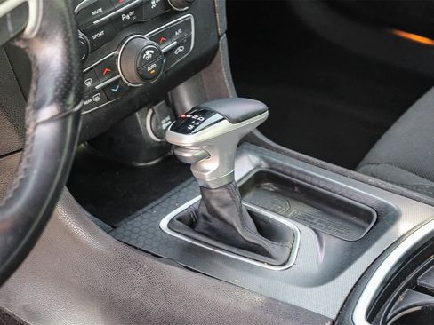 Used 2018 Dodge Charger R/T image 16