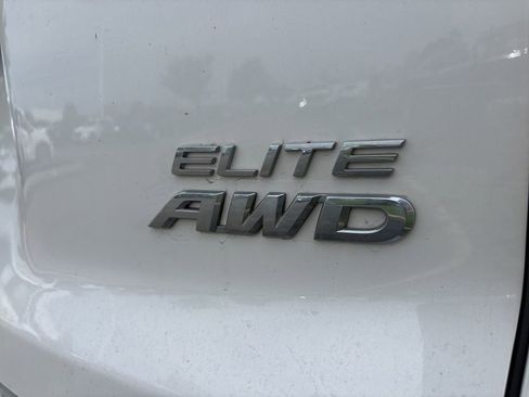 Used 2023 Honda Passport Elite image 4