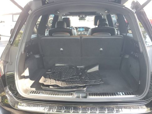 Used 2022 Mercedes-Benz GLS 450 4MATIC image 27