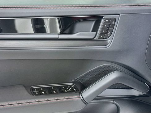 New 2026 Porsche Cayenne GTS AWD/4WD image 20