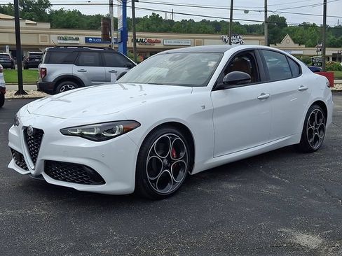 Used 2024 Alfa Romeo Giulia Ti w/ Active Assist Plus Package RWD image 3
