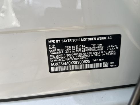 Certified 2025 BMW X7 xDrive40i w/ M Sport Package image 36