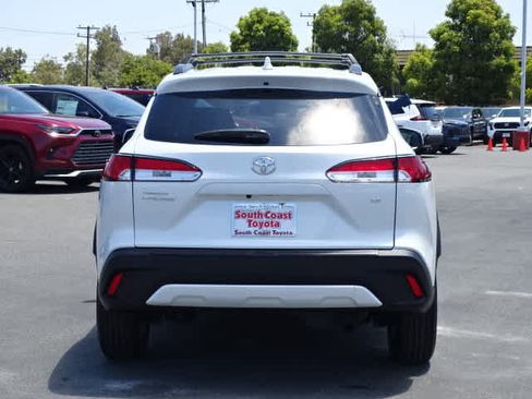 Certified 2024 Toyota Corolla Cross LE FWD image 14