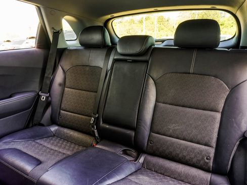 Used 2018 Kia Niro EX w/ EX Touring Graphite Edition FWD image 38