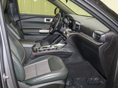 Used 2022 Ford Explorer Timberline image 17