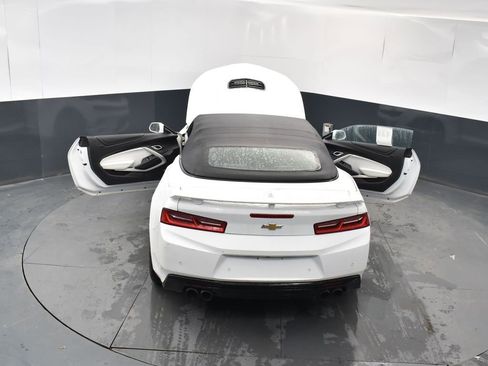 Used 2017 Chevrolet Camaro SS image 18