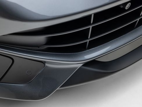 Certified 2015 Ferrari F12 Berlinetta image 37