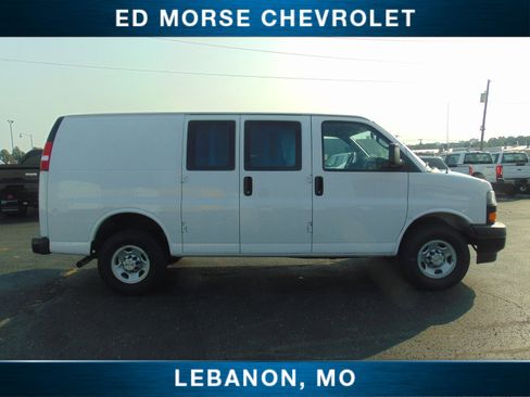 New 2024 Chevrolet Express 3500 w/ Driver Convenience Package image 6