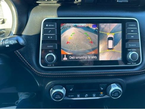 Used 2019 Nissan Kicks SR w/ SR Premium Package FWD image 19