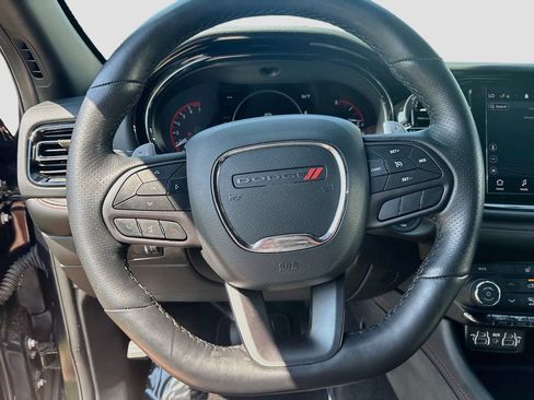 Used 2025 Dodge Durango GT w/ Blacktop Package RWD image 11