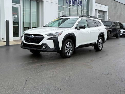 Used 2025 Subaru Outback Premium w/ Popular Package #1A AWD/4WD image 1
