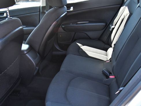 Used 2020 Kia Optima LX FWD image 31