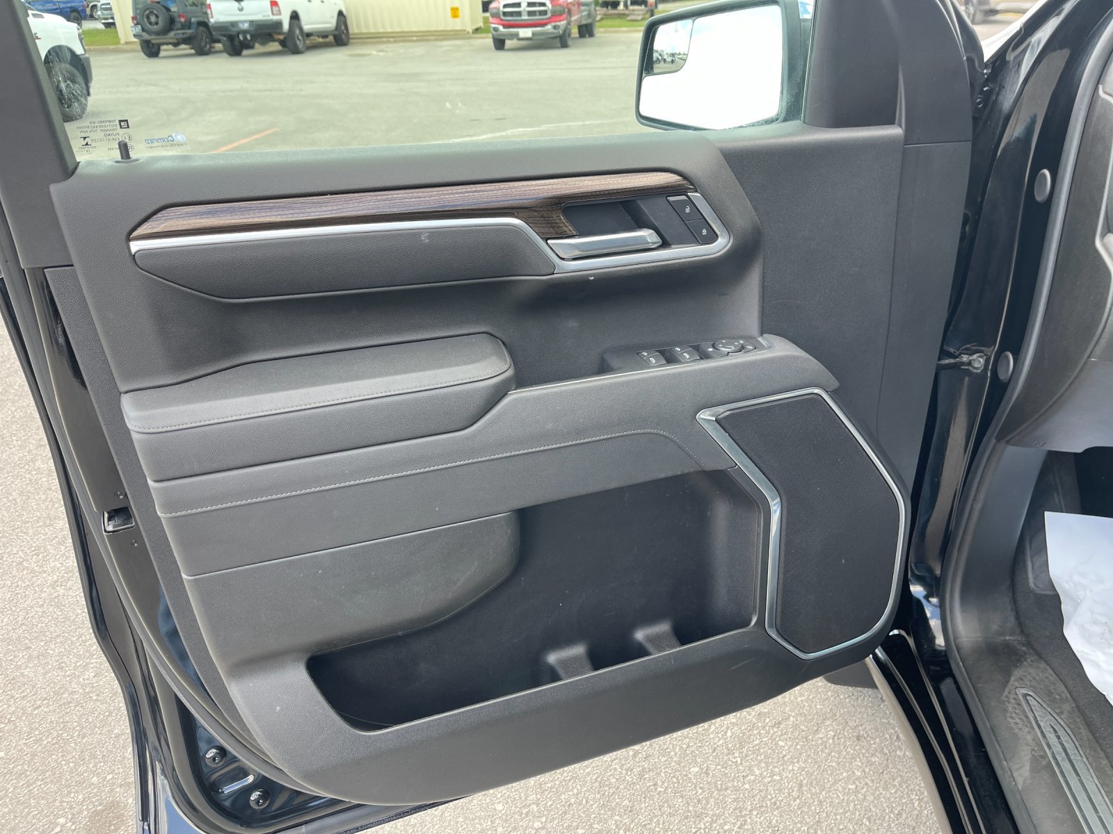 Used 2026 Chevrolet Silverado 1500 LT RWD image 11