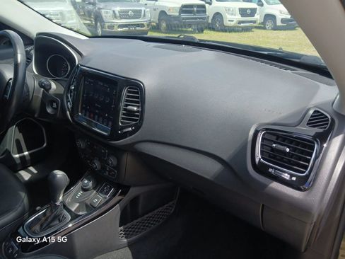 Used 2020 Jeep Compass Limited AWD/4WD image 19